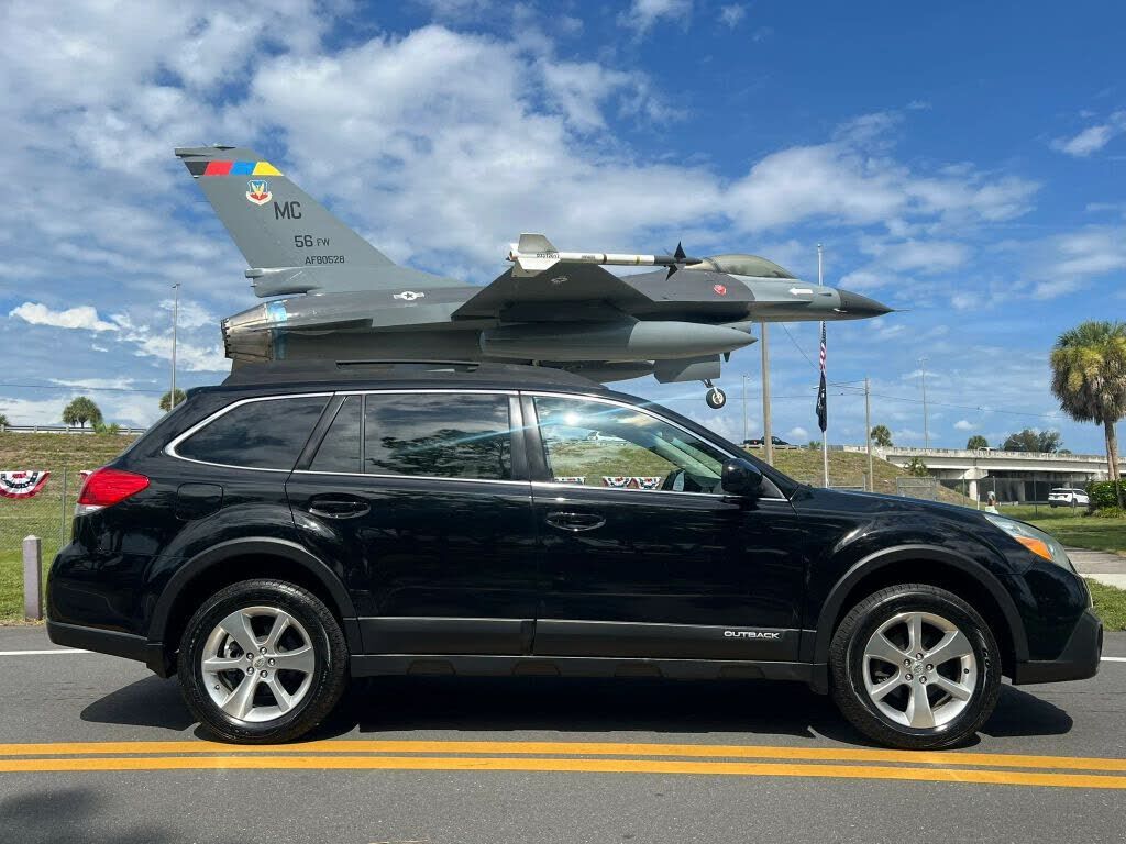 2014 SUBARU Outback