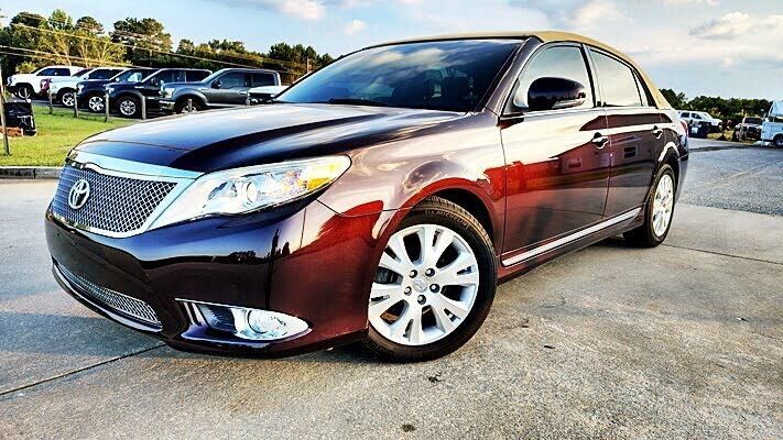 2011 TOYOTA Avalon