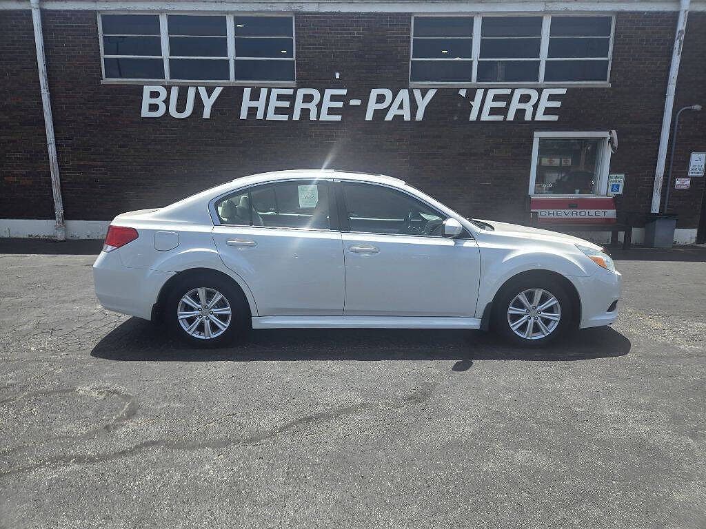 2012 SUBARU Legacy