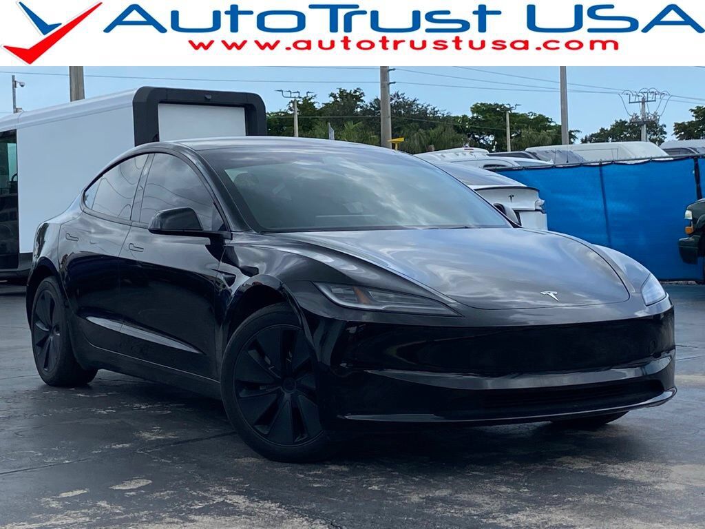 2024 TESLA Model 3