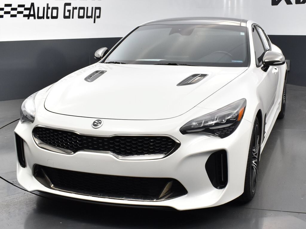 2022 KIA Stinger