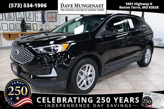 2023 FORD Edge