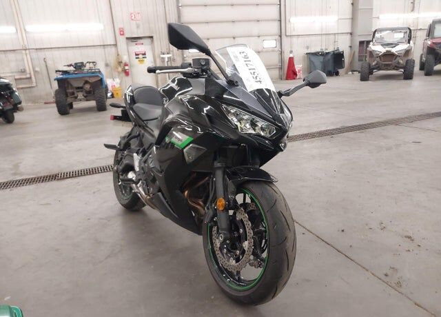 2025 KAWASAKI Ninja