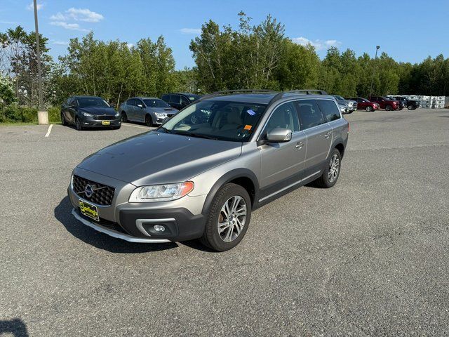 2015 VOLVO XC70