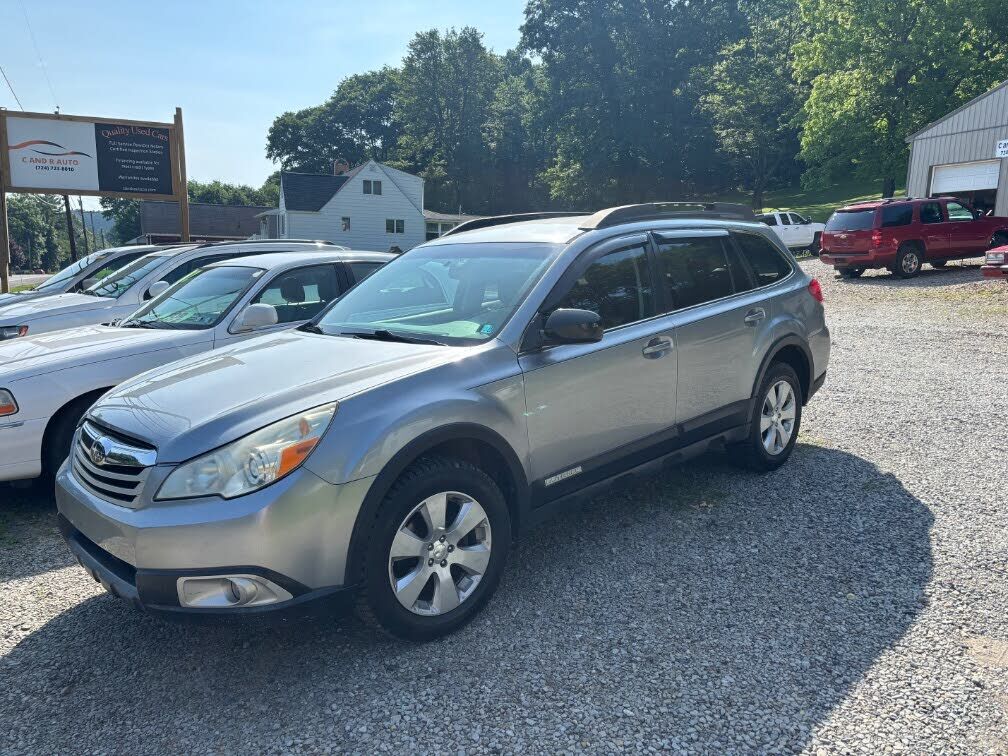 2011 SUBARU Outback