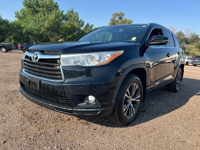 2016 TOYOTA Highlander