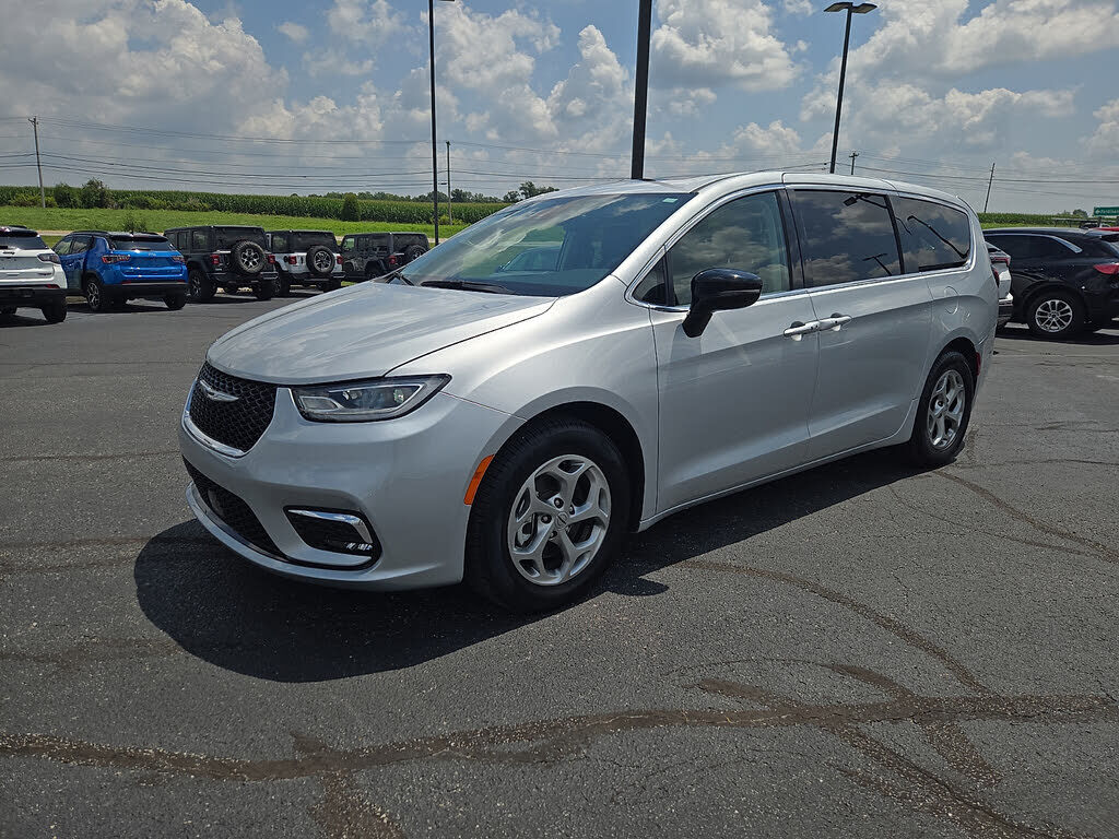 2024 CHRYSLER Pacifica