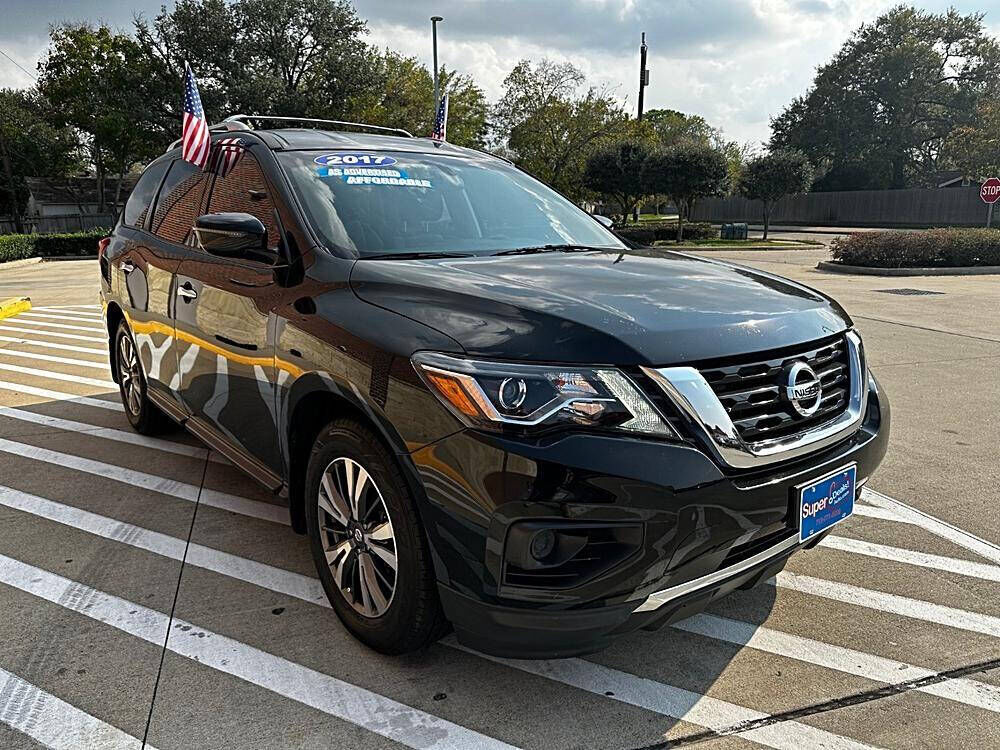 2017 NISSAN Pathfinder