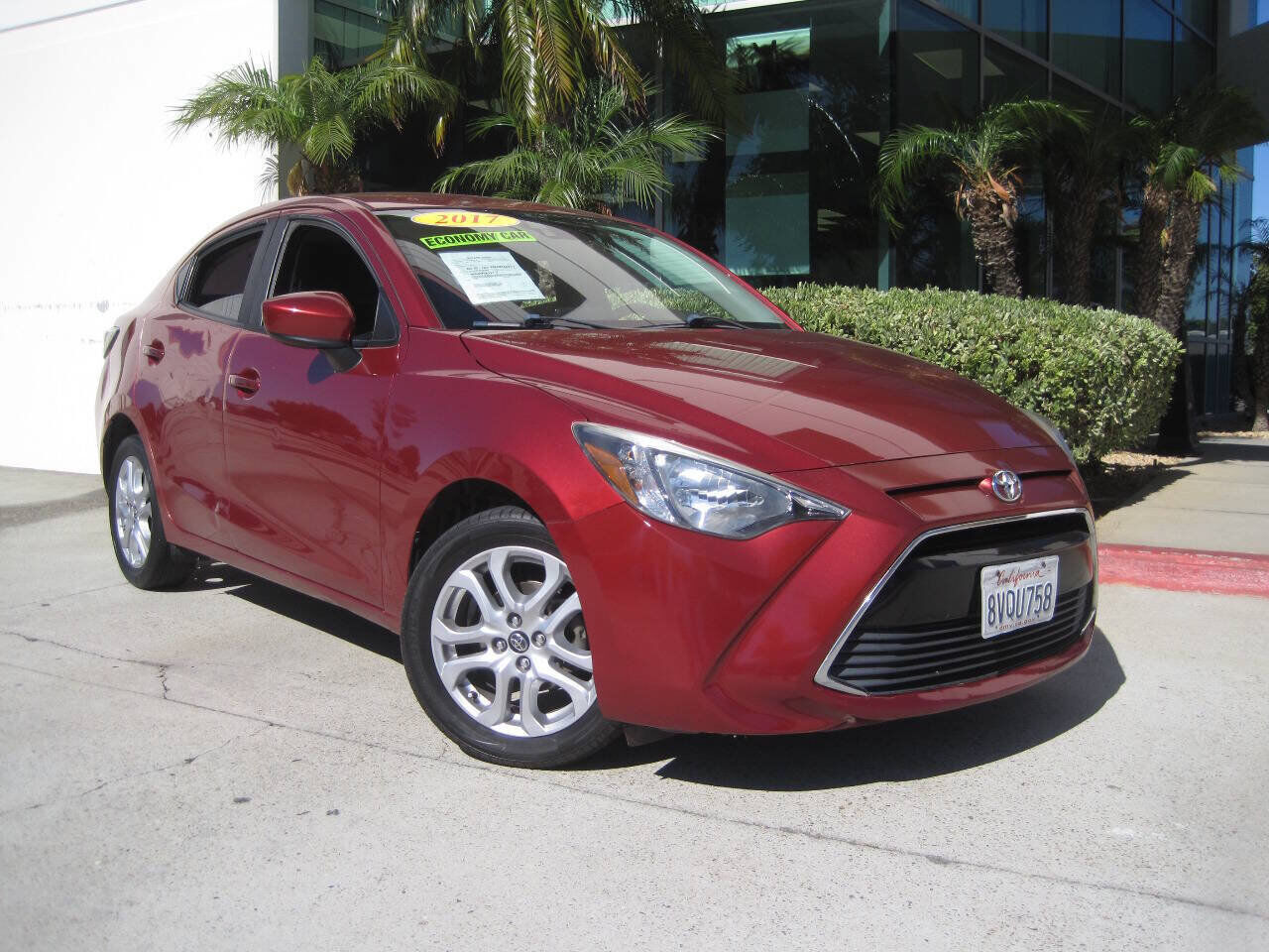 2017 TOYOTA Yaris