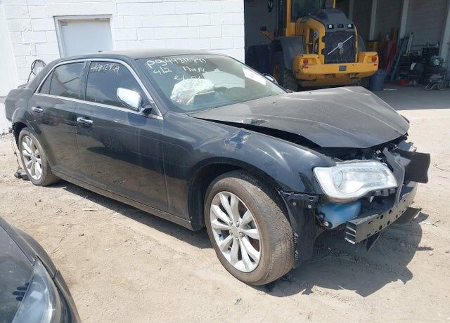 2016 CHRYSLER 300