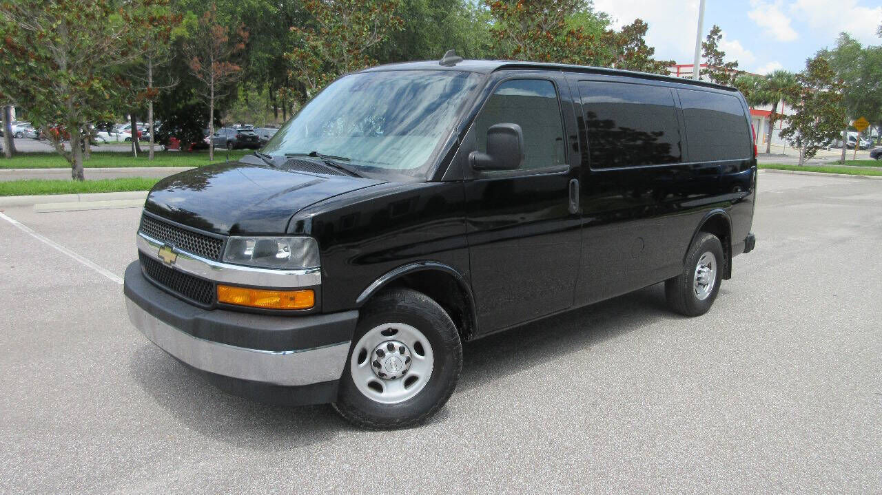 2019 CHEVROLET Express