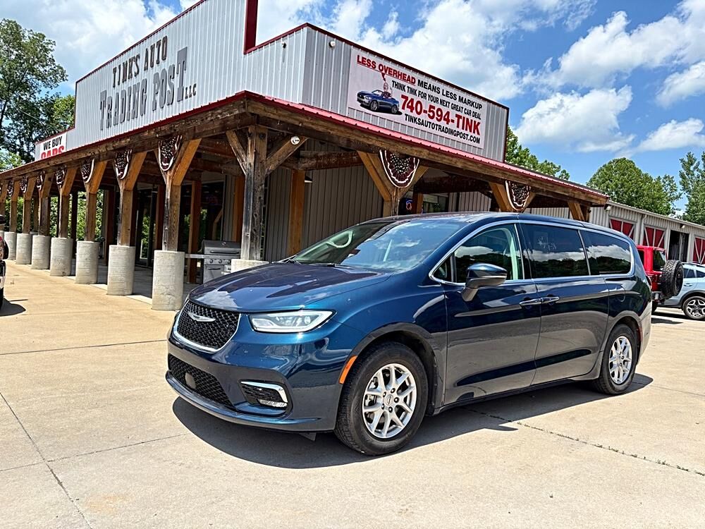 2023 CHRYSLER Pacifica