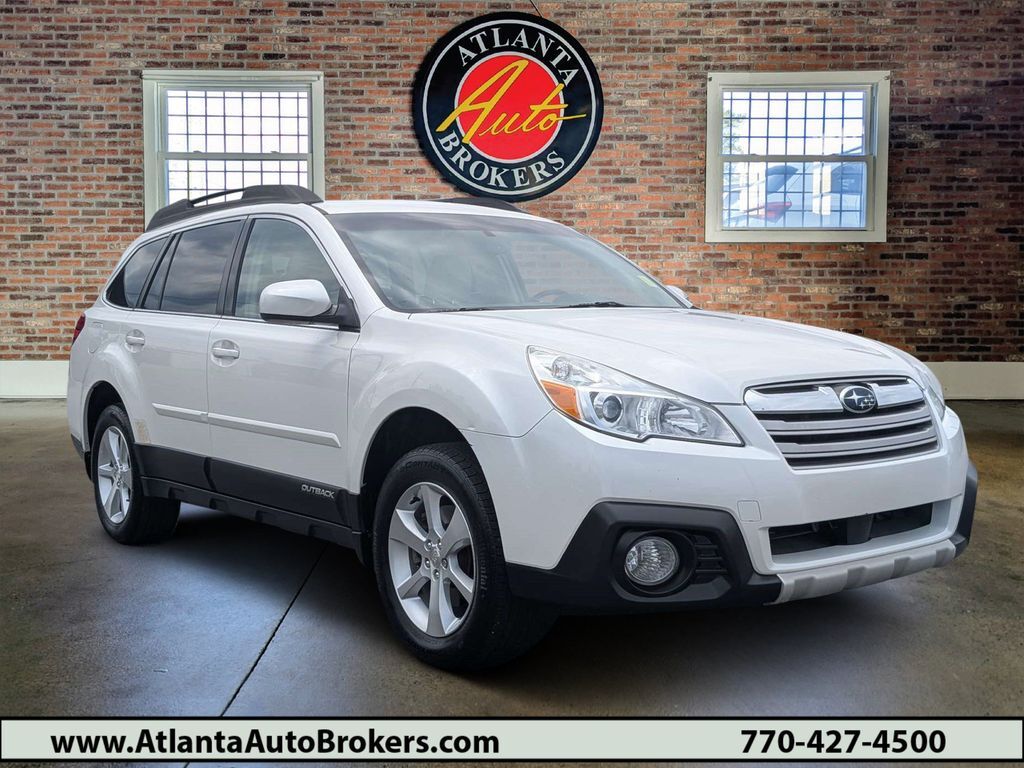 2014 SUBARU Outback