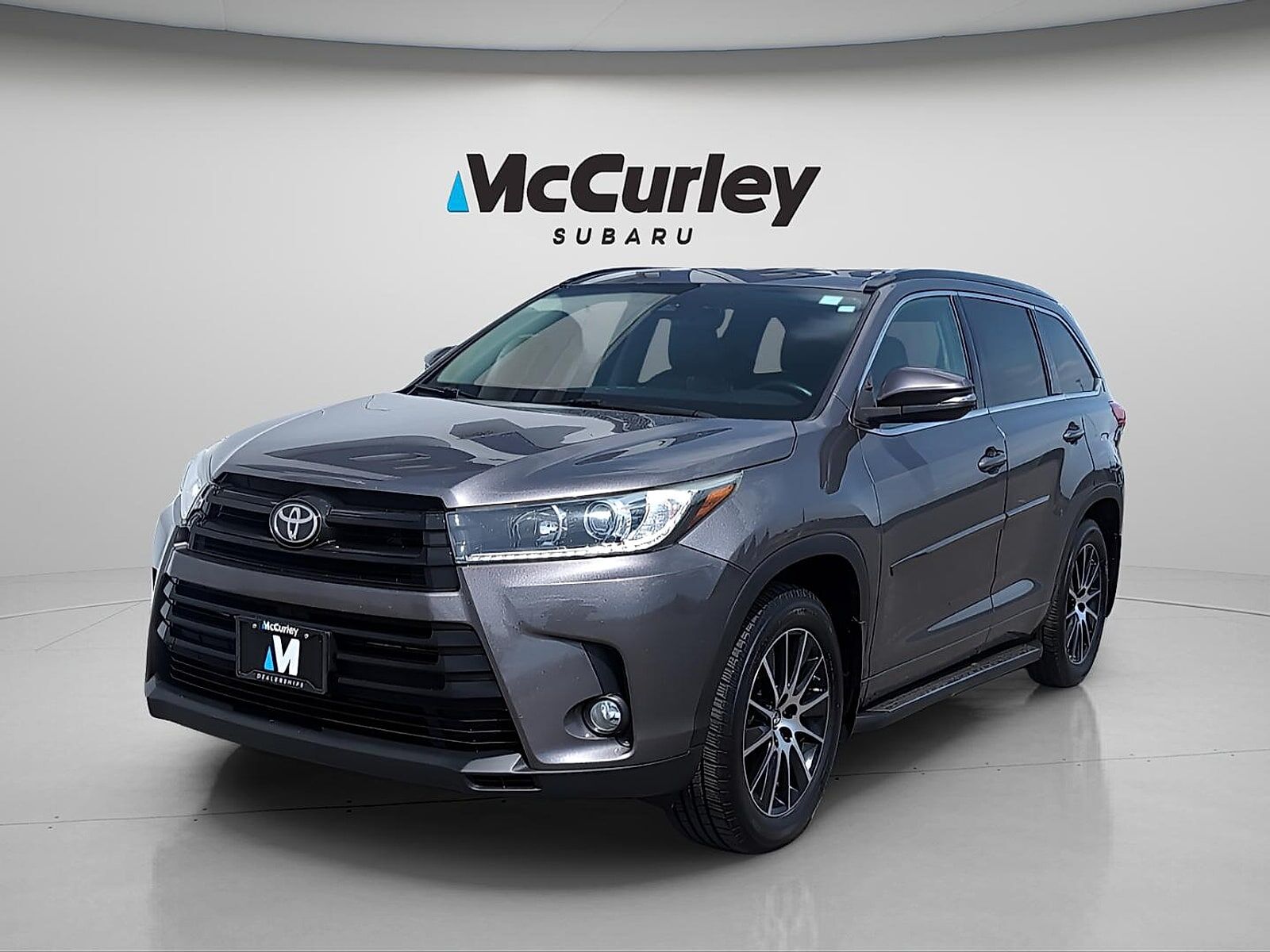 2017 TOYOTA Highlander