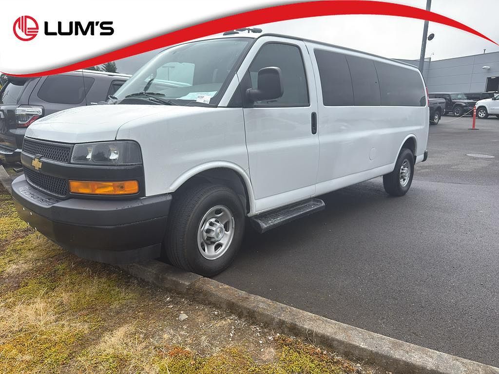 2023 CHEVROLET Express