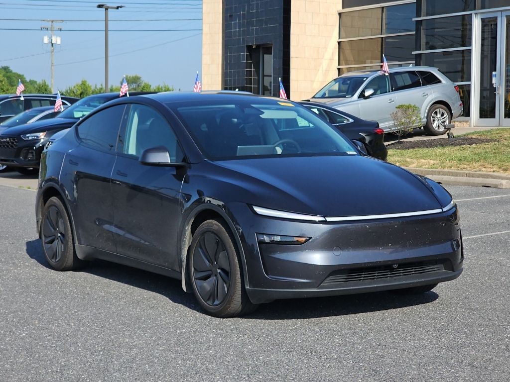 2026 TESLA Model Y