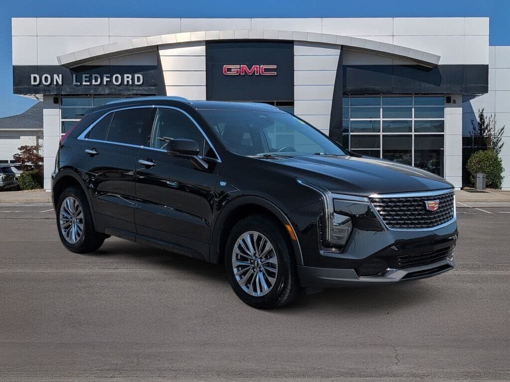 2025 CADILLAC XT4