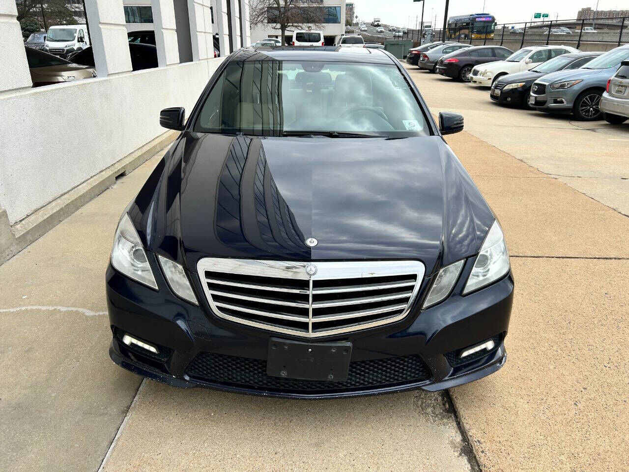 2011 MERCEDES-BENZ E-Class