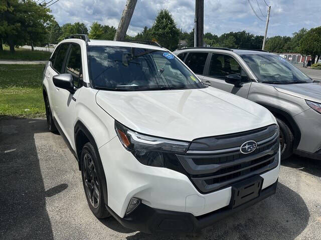 2025 SUBARU Forester