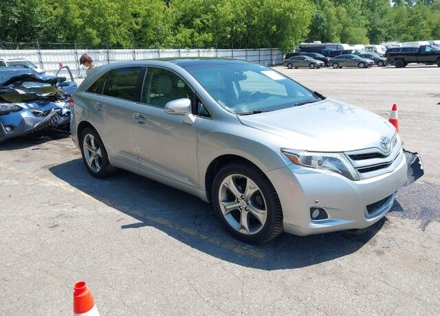 2015 TOYOTA Venza