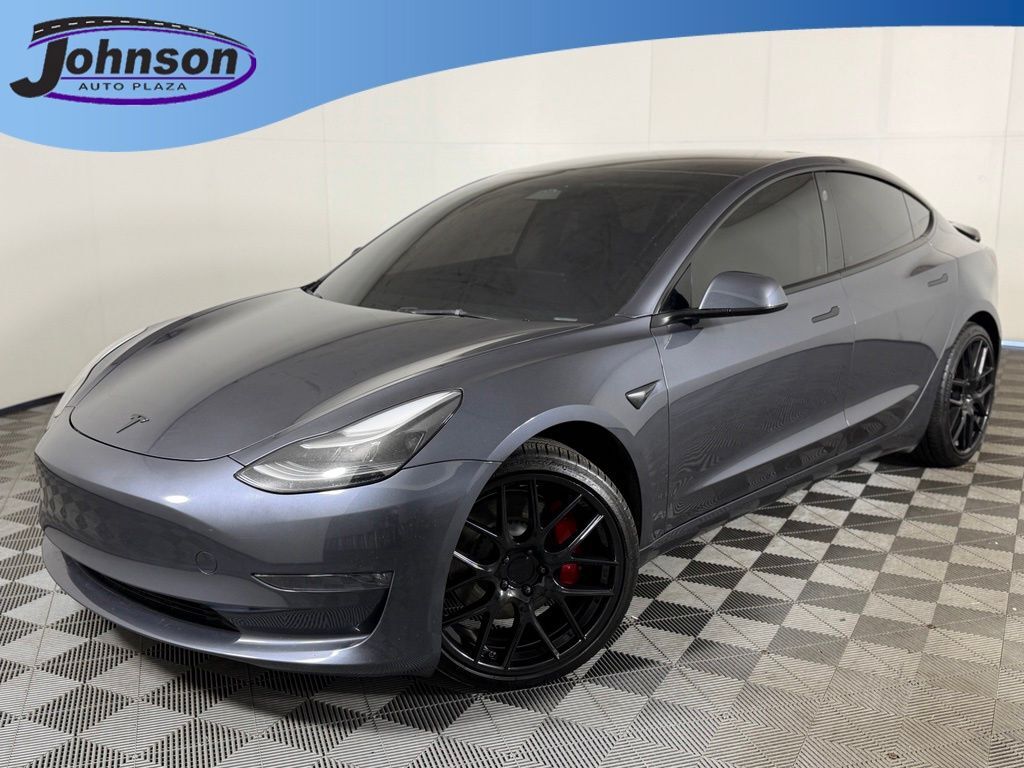 2023 TESLA Model 3