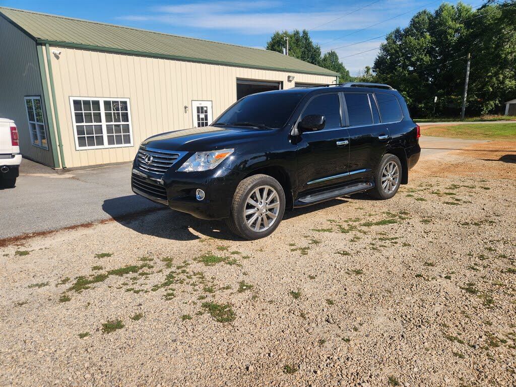 2011 LEXUS LX