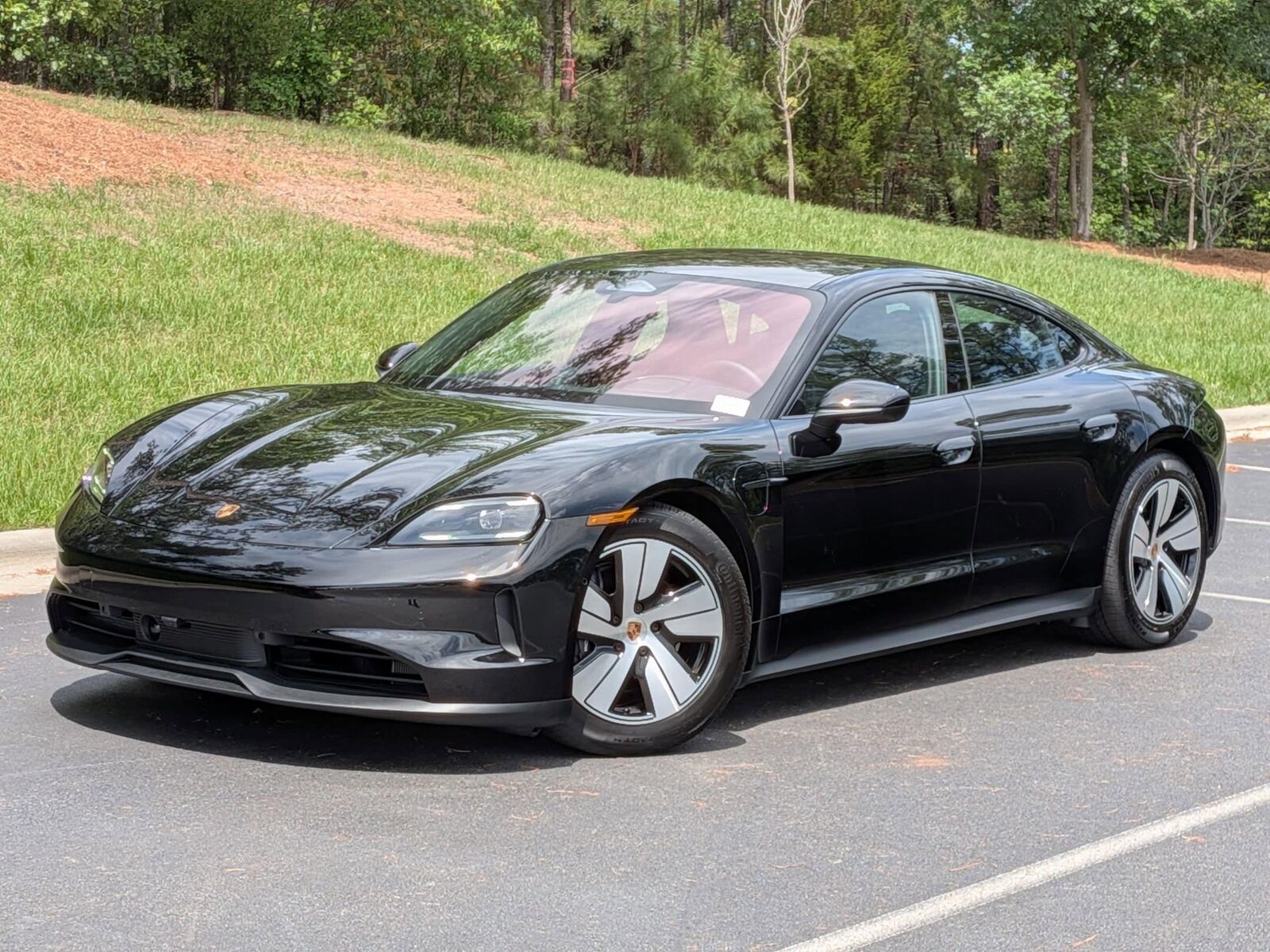 2026 PORSCHE Taycan