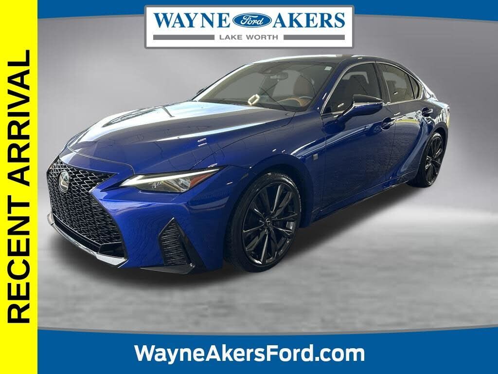 2025 LEXUS IS