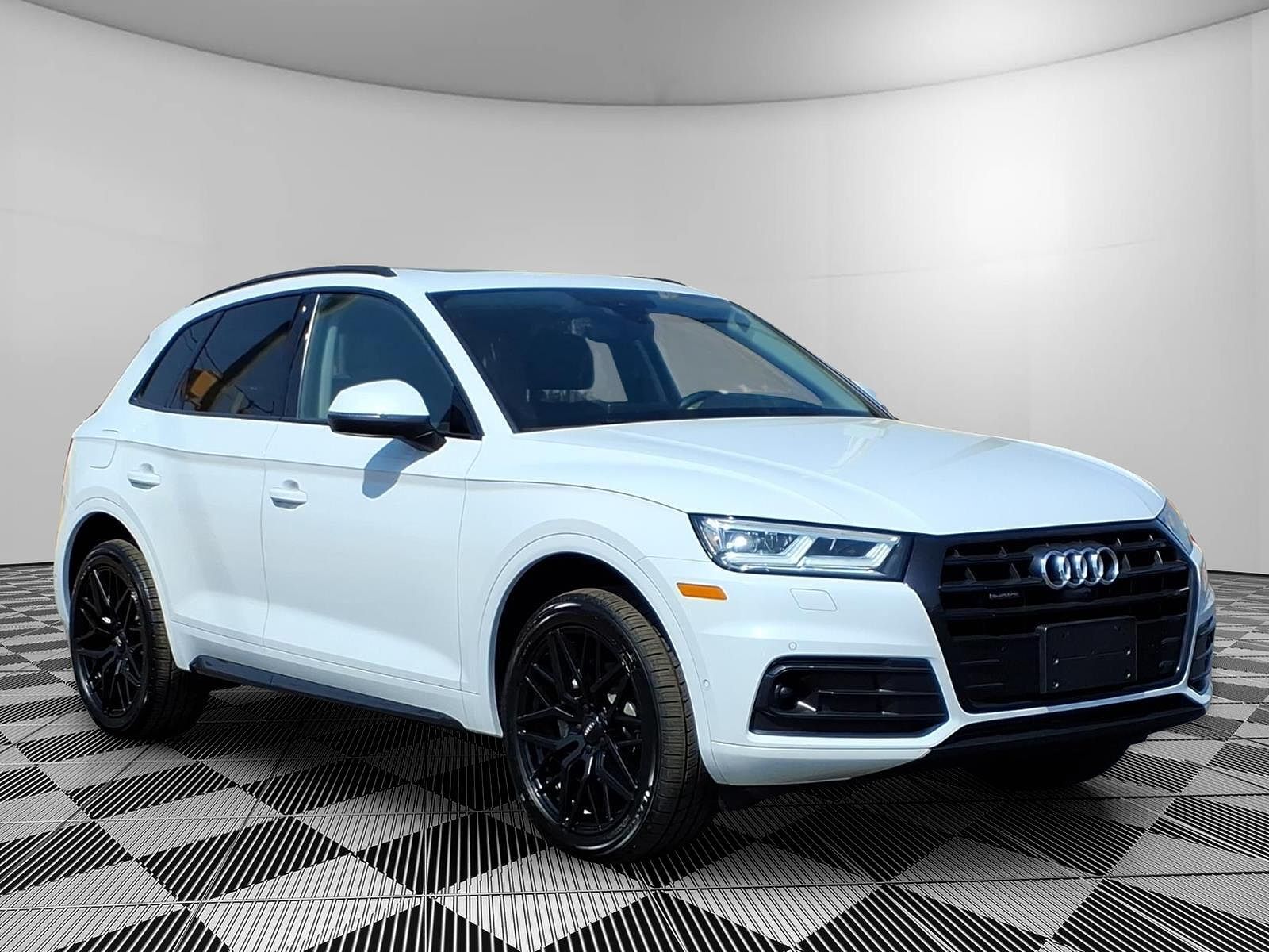 2019 AUDI Q5