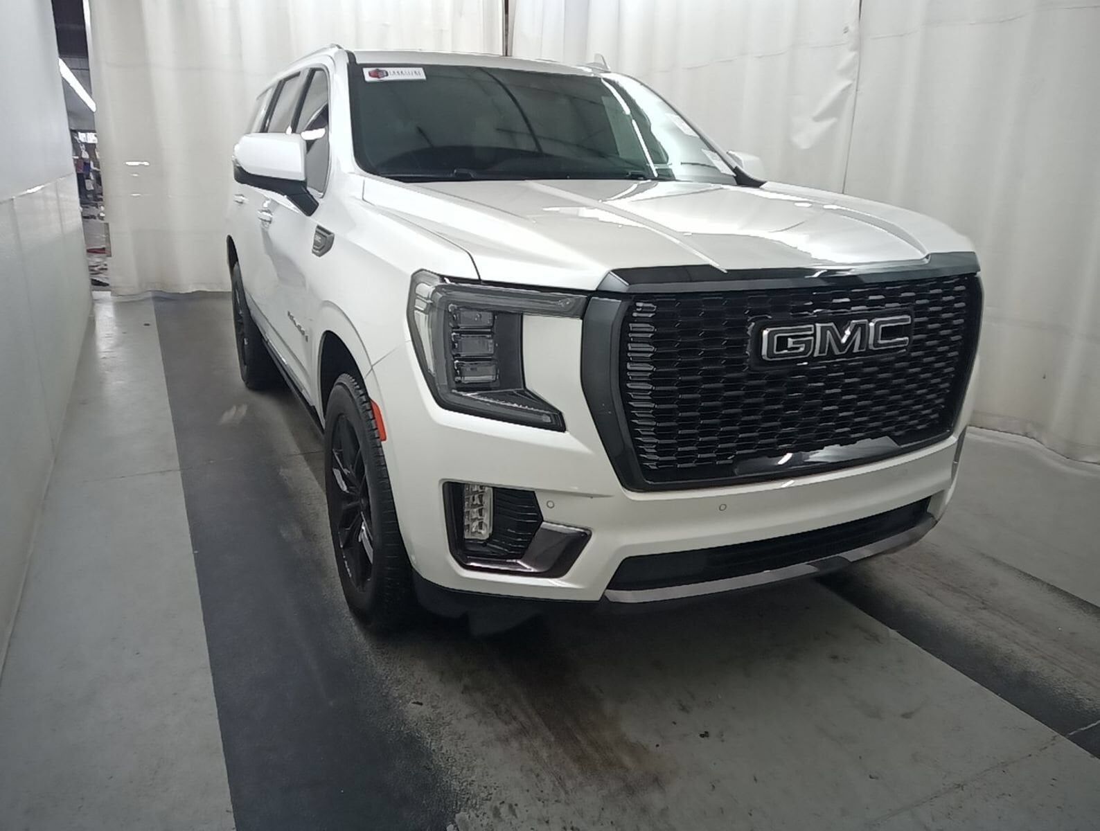 2023 GMC Yukon