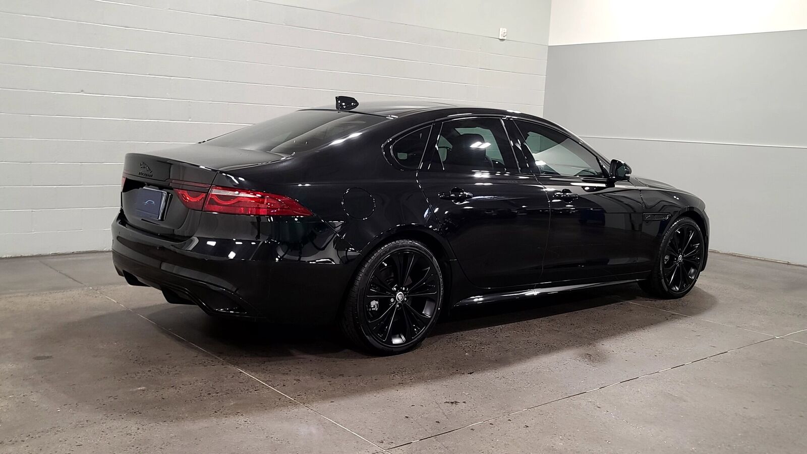 2024 JAGUAR XF