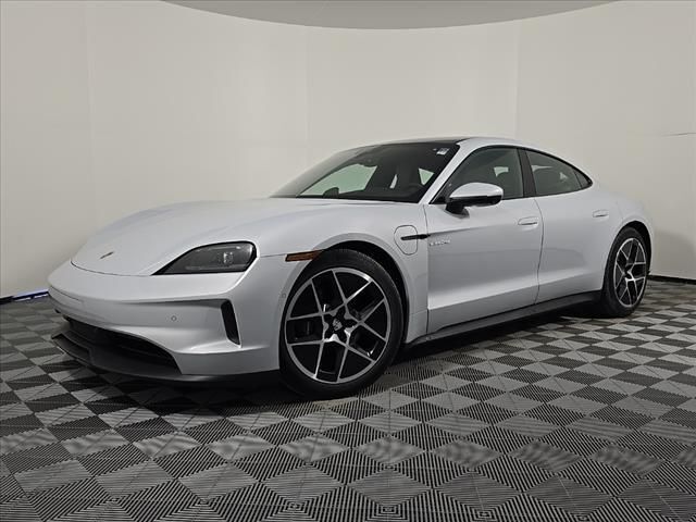 2025 PORSCHE Taycan