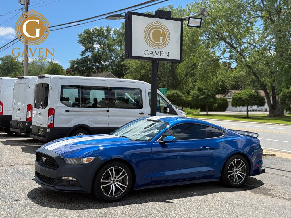 2017 FORD Mustang