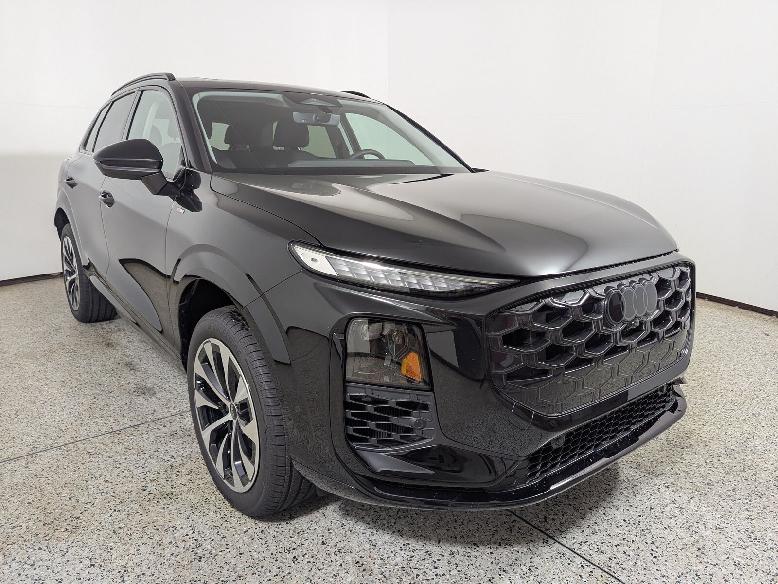 2026 AUDI Q3