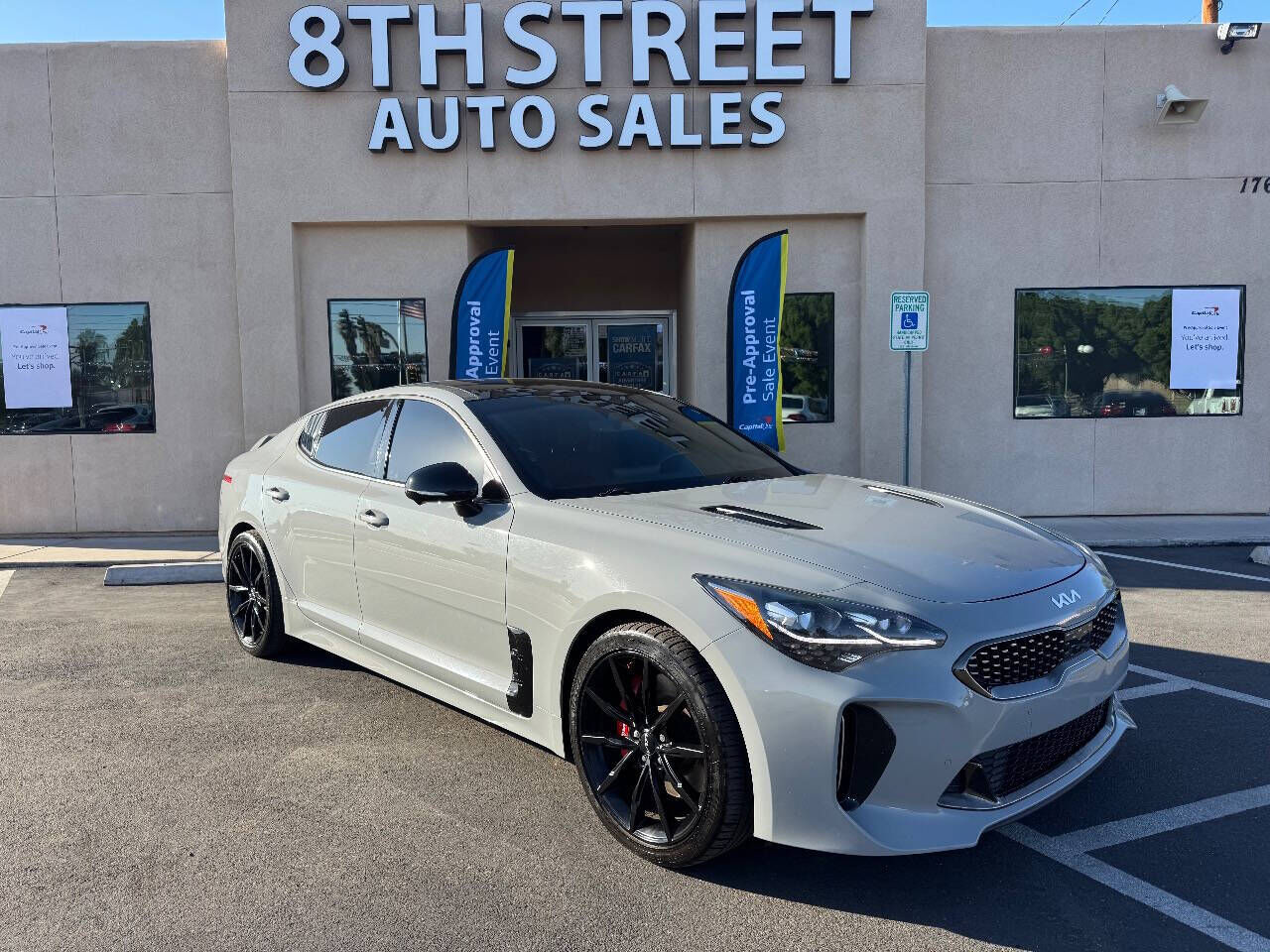 2022 KIA Stinger