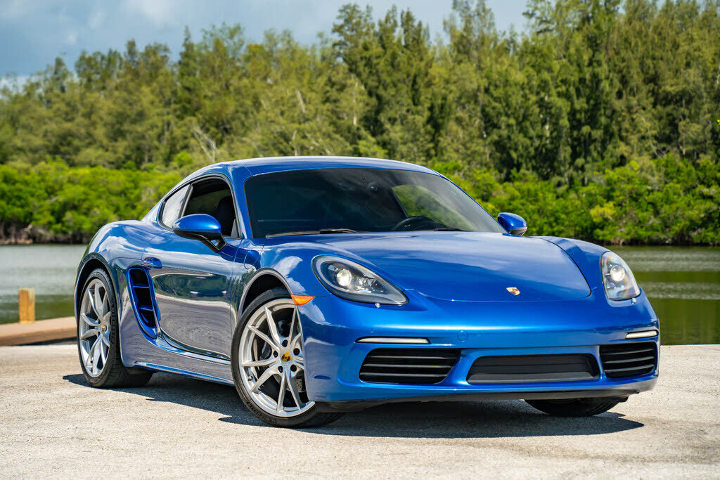 2018 PORSCHE 718