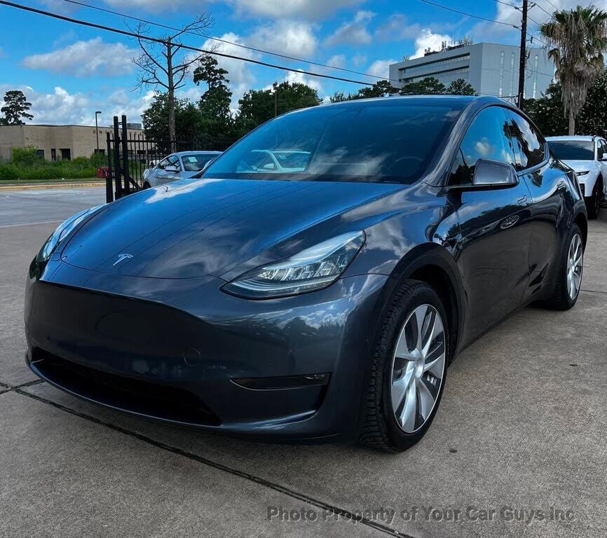 2020 TESLA Model Y