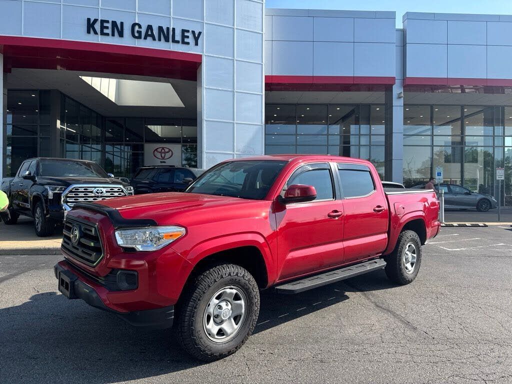 2018 TOYOTA Tacoma