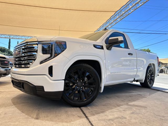2025 GMC Sierra