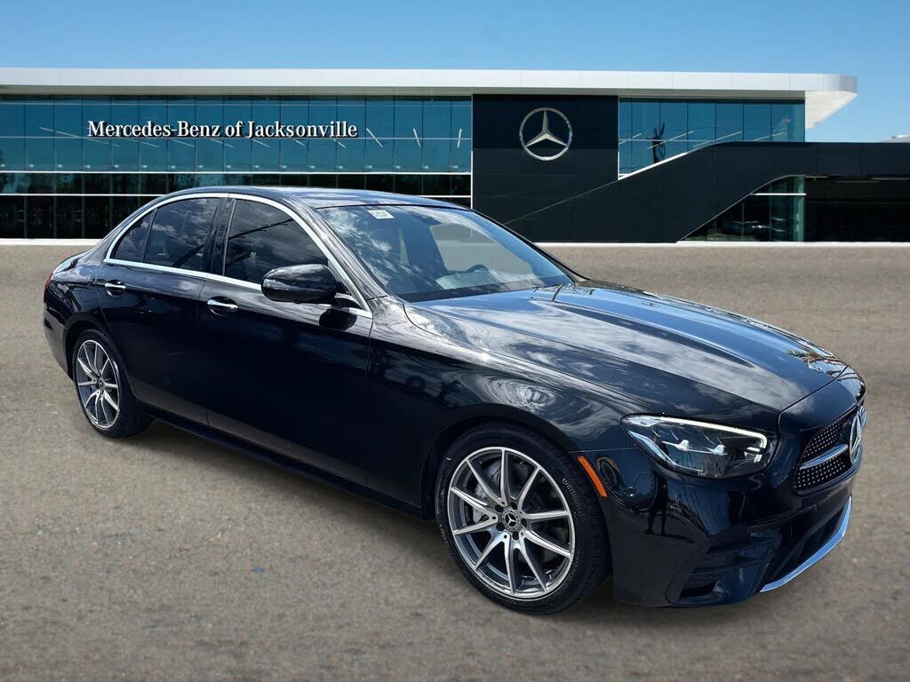 2021 MERCEDES-BENZ E-Class