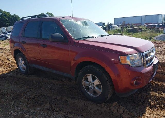 2011 FORD Escape