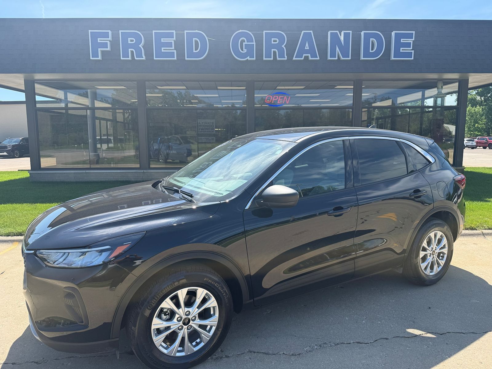 2023 FORD Escape