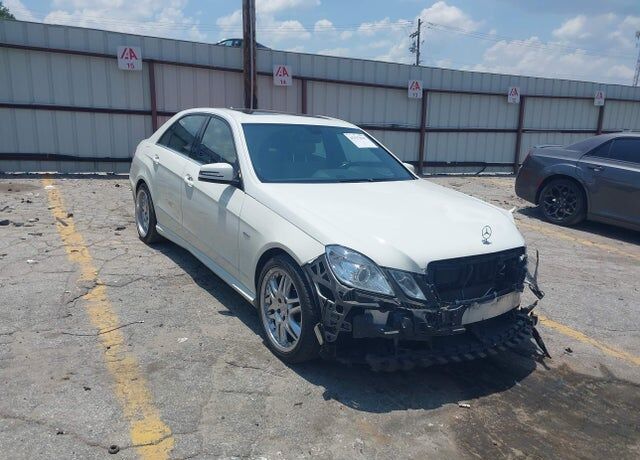 2012 MERCEDES-BENZ E-Class