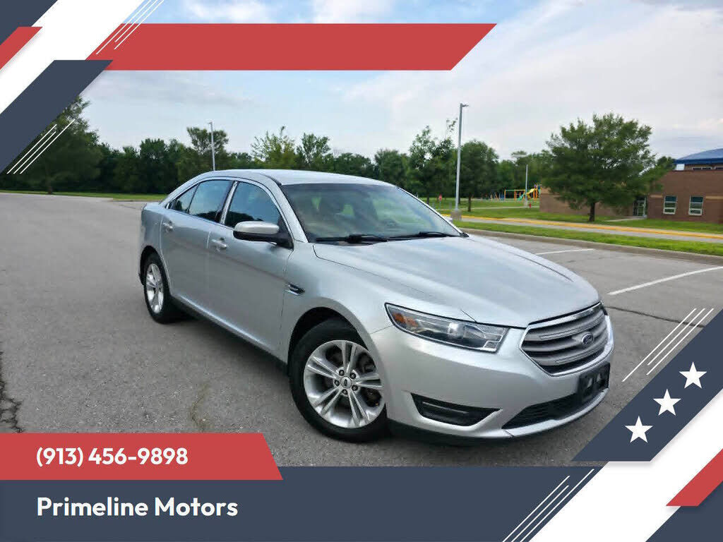 2017 FORD Taurus