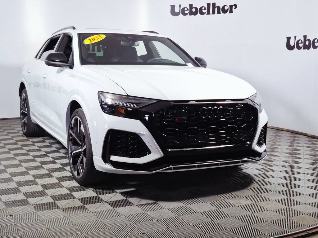 2023 AUDI RS Q8
