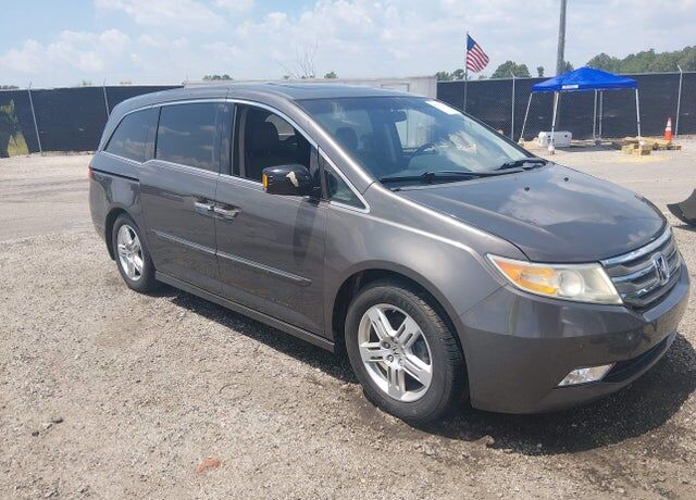 2013 HONDA Odyssey