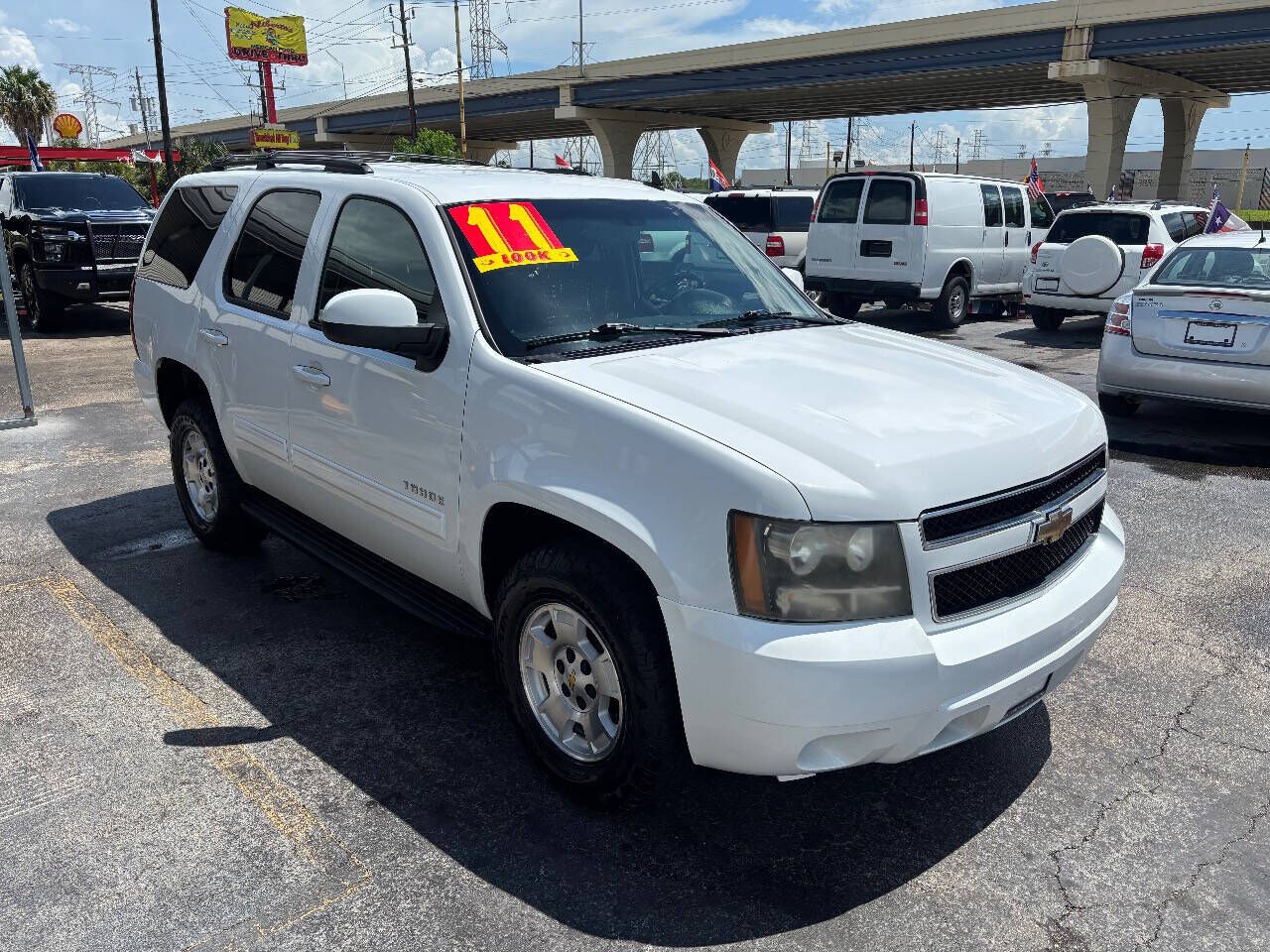 2011 CHEVROLET Tahoe