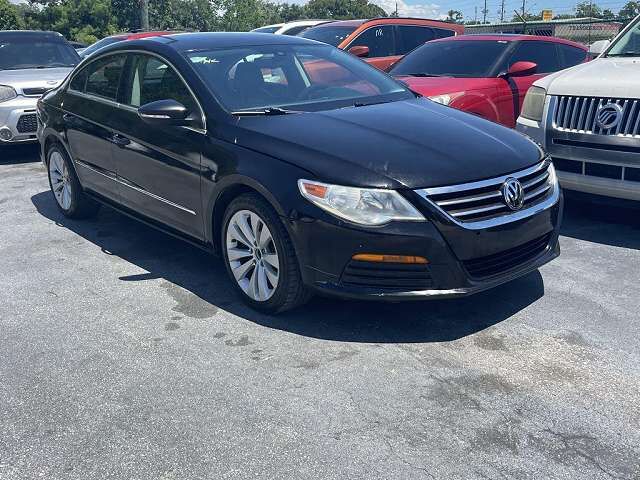 2011 VOLKSWAGEN Passat