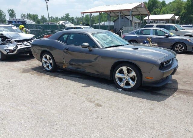 2013 DODGE Challenger