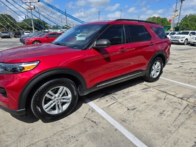 2021 FORD Explorer